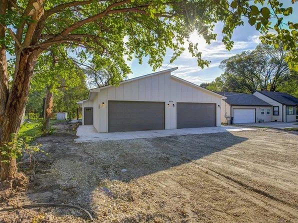 3034 N Hood Ave Unit 100 & 200, Wichita, KS 67204