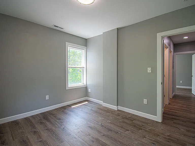 710 Leland Ave #2S — Photo 34