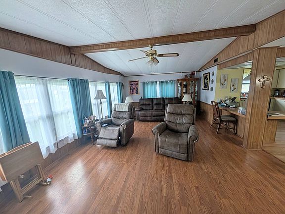 5th image of 4614 Rosegreen Ln