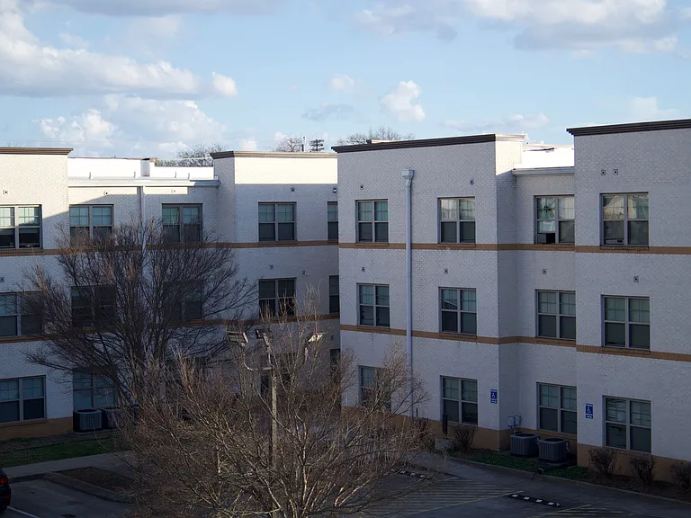 College Center Apartments — Photo 7