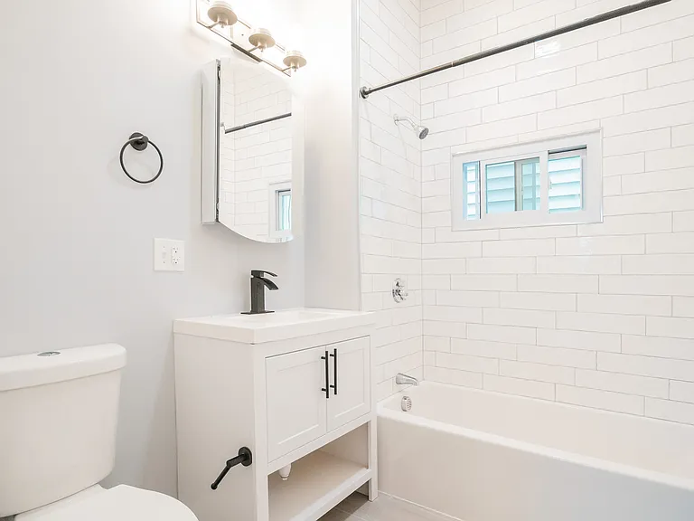344 Saratoga St #3A — Photo 8