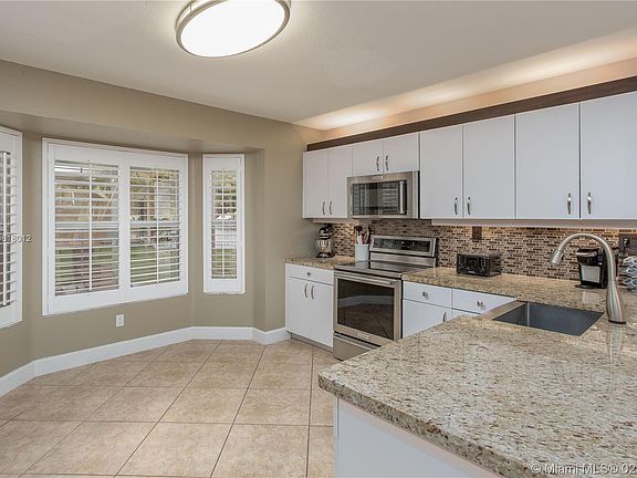 5th image of 12783 NW 11th Pl