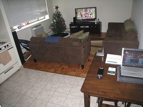 2nd image of 2927 24th Ave APT 3B