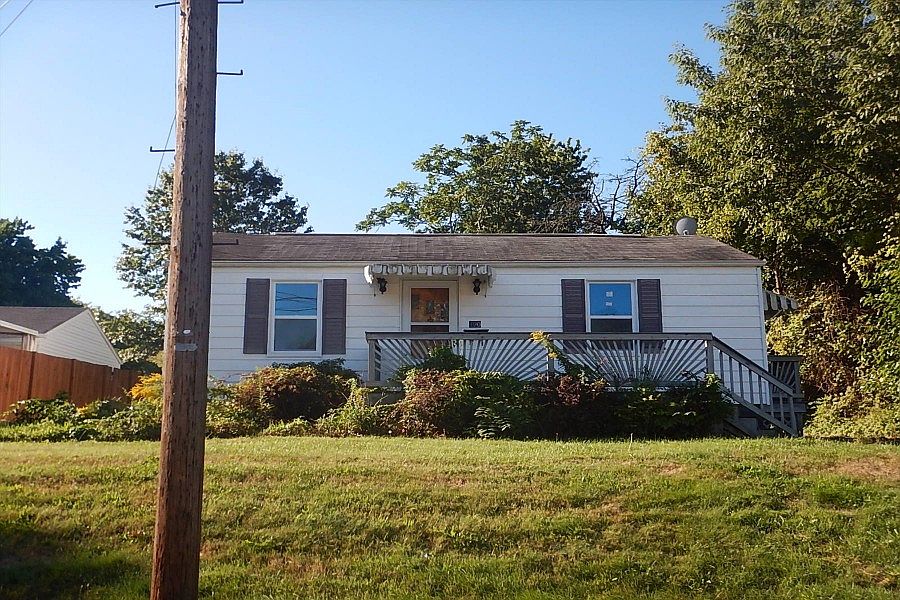 1st image of 490 Wilson Ave