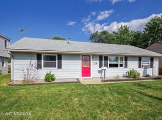 719 Rogers Rd, Romeoville, IL 60446
