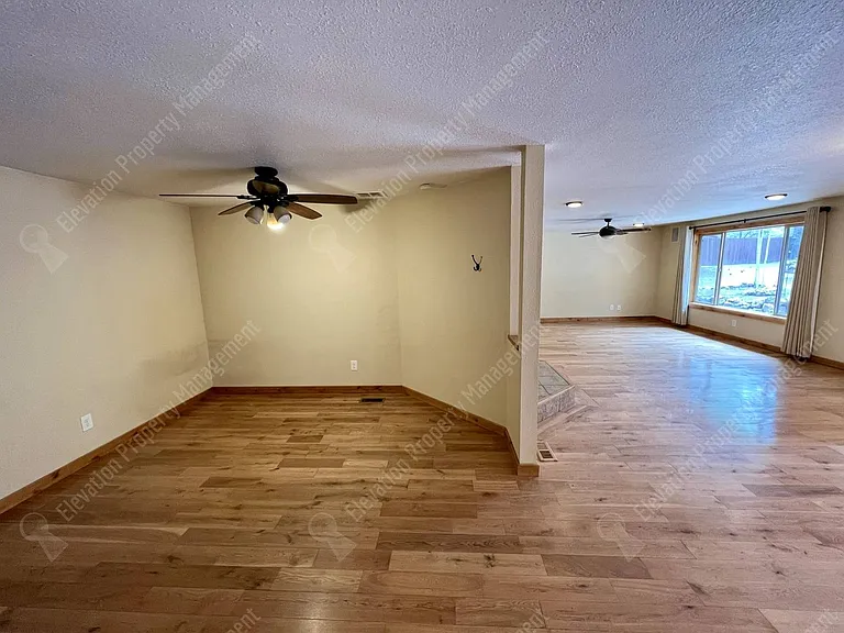 61121 Echo Hollow Rd — Photo 4