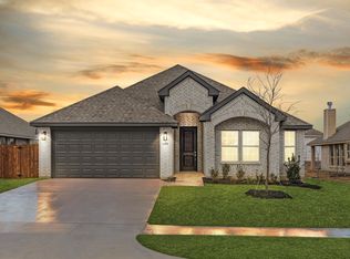 1305 Hunters Ridge Dr, Crowley, TX 76036