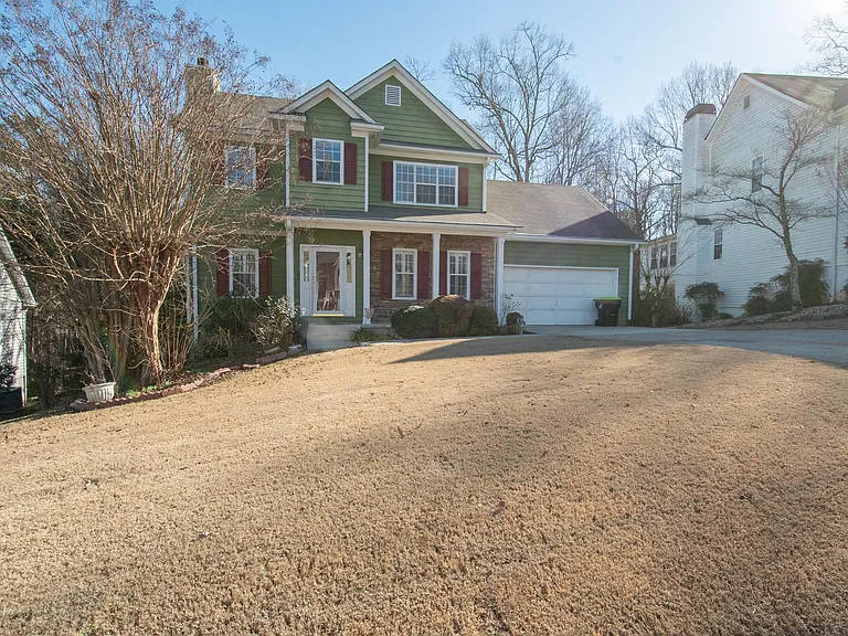 116 Sagamore Ln — Photo 1