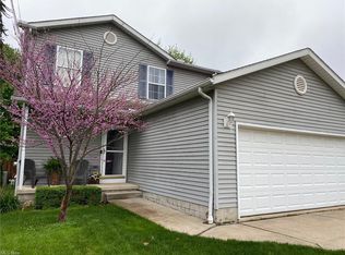 1878 Sedro St, Cuyahoga Falls, OH 44221
