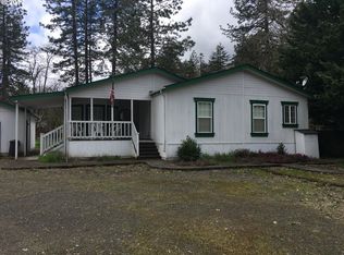 26028 Marina Rd, Veneta, OR 97487