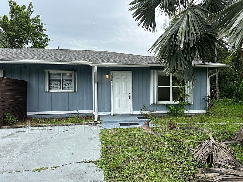 1st image of 4233 Pine Drop Ln