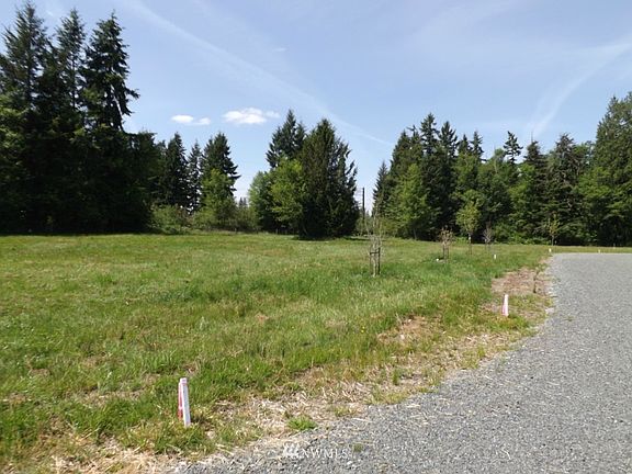 5th image of 0 34500 Mountain Highway E