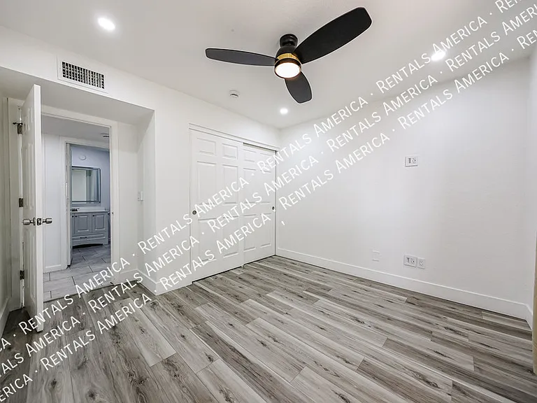 3837 W Acapulco Ln — Photo 20