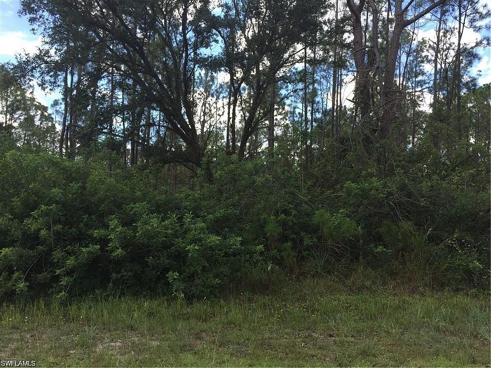 2nd image of 2802 E 13th St Lot 1