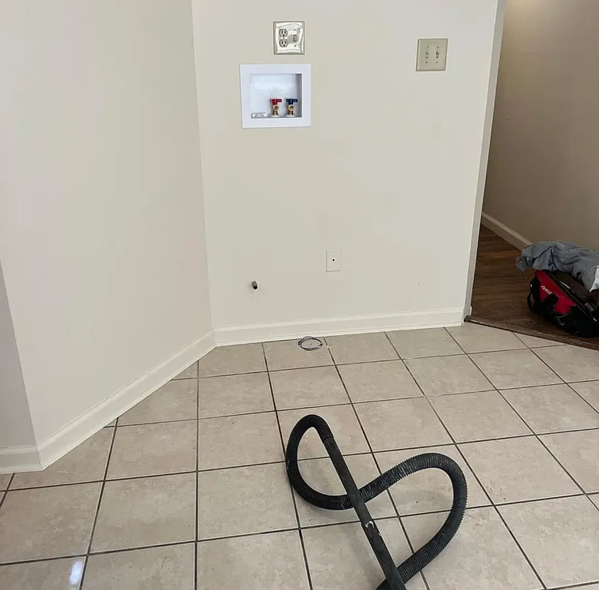 2 bed, $1,200 — Photo 2