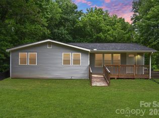 2823 Jt Posse Dr, Claremont, NC 28610