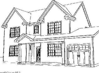 79 Roslyn Dr, Tinton Falls, NJ 07753