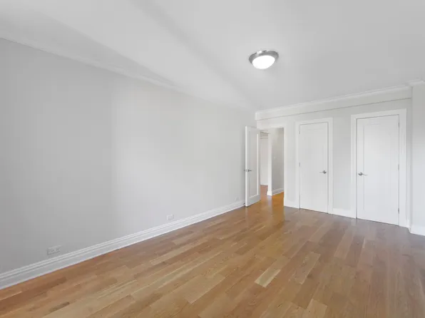 41 Park Avenue image 8 of 10