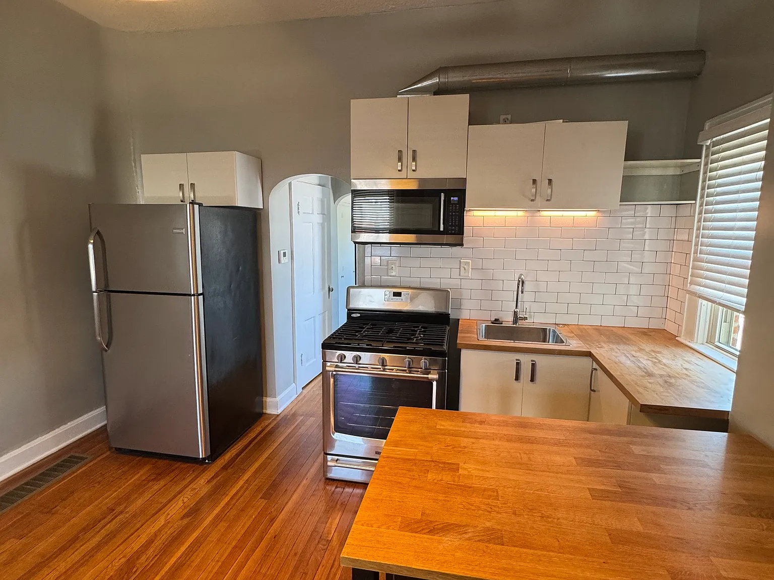 Studio, 500 sqft, $925 — Photo 3