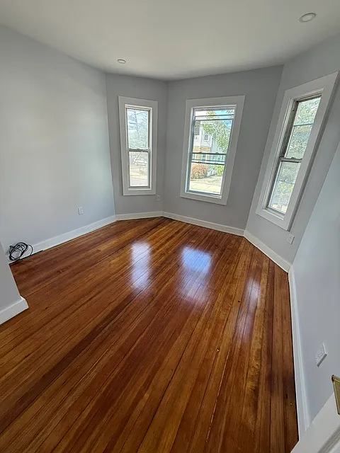 3 bed, 1200 sqft, $3,400 — Photo 1