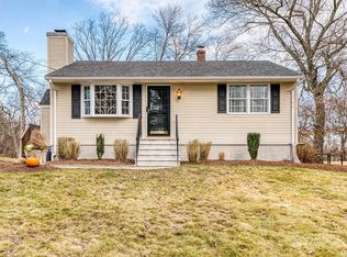 4 Myrtle St, Mendon, MA 01756