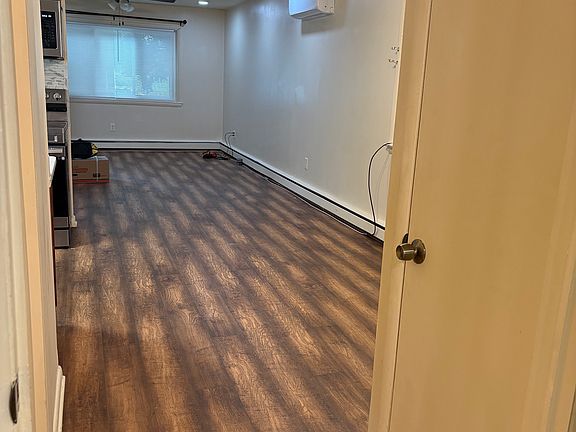 2nd image of 210 W 29th St APT 1