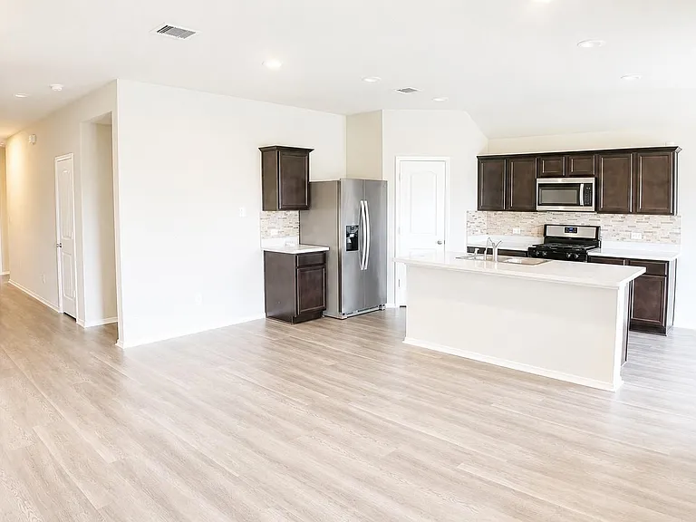 21422 Chester Cliff Ln — Photo 15