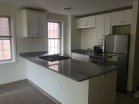2nd image of 19 Water St