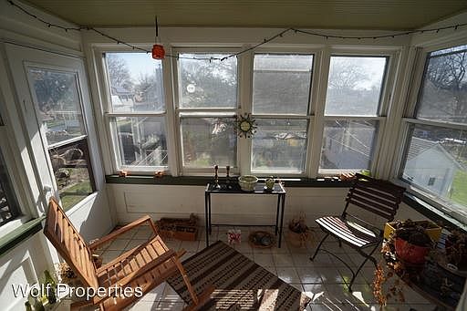 1st image of 927 Lake Ct #3486567