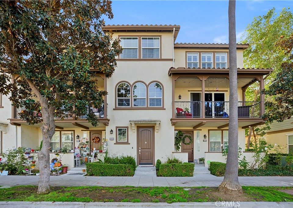 1st image of 810 E Promenade #C