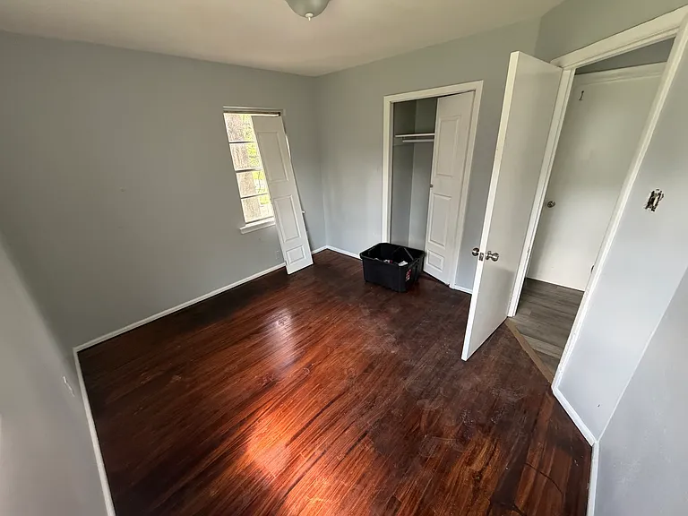7818 Brand Ave — Photo 4
