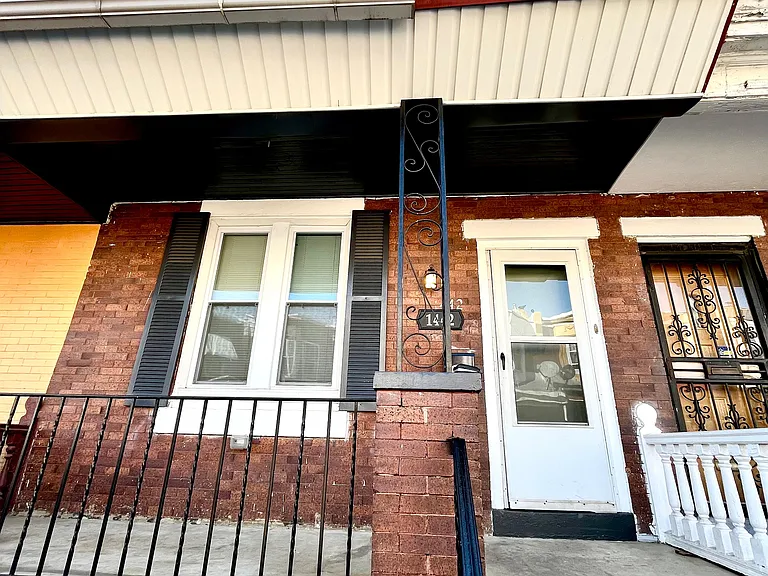 1442 N Vogdes St — Photo 6
