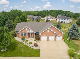 561 Riverwalk Dr, Mason, MI 48854