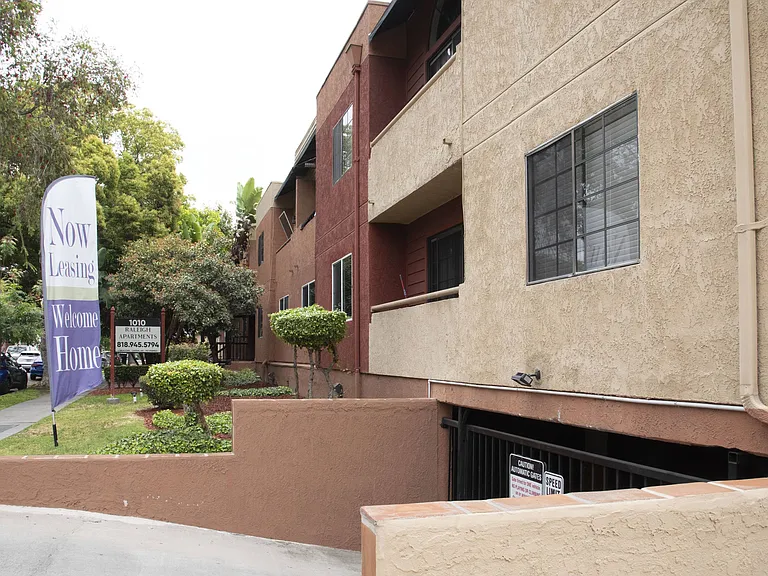 1010 Raleigh Street — Photo 27