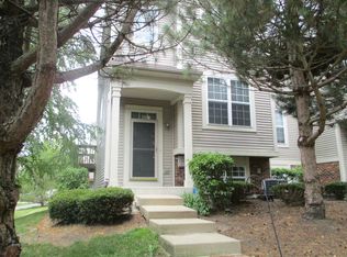 31668 N Tallgrass Ct, Lakemoor, IL 60051