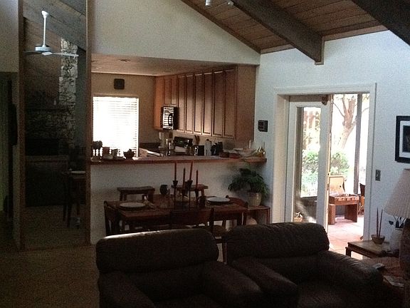 3rd image of 907 Cypresswood Ct