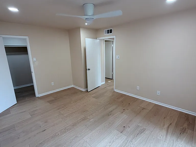 8435 Hearth Dr — Photo 5