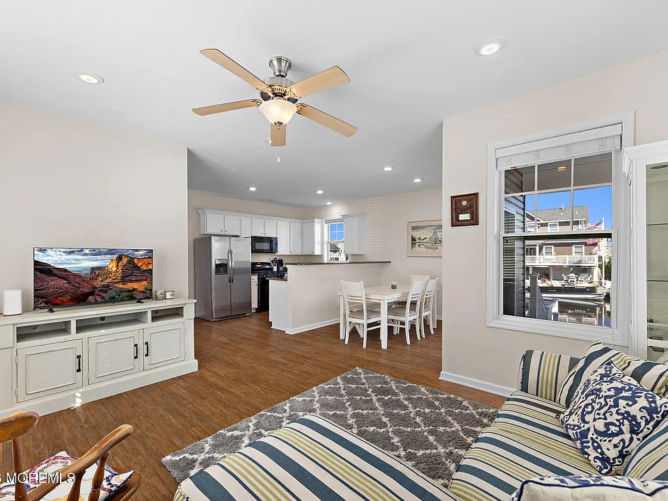 264 Morris Blvd