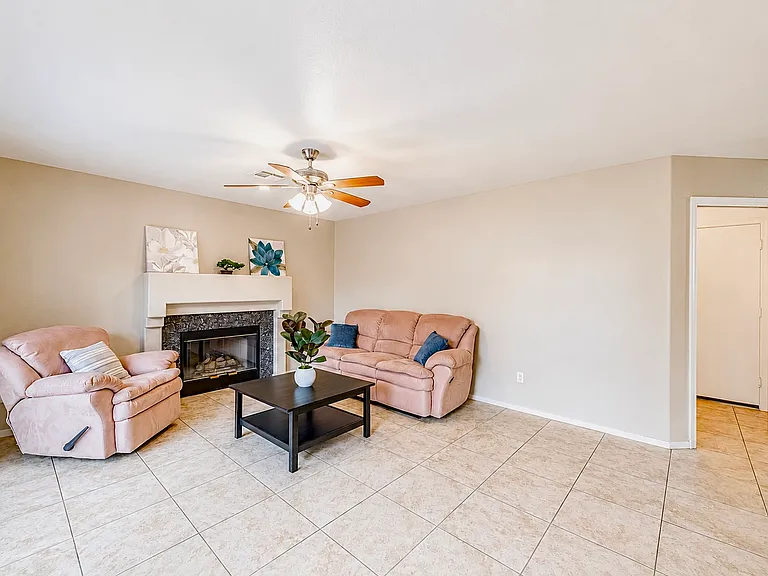 8724 Wintry Garden Ave — Photo 19