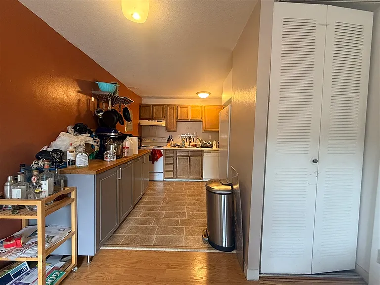 239 Kelton St #44 — Photo 7