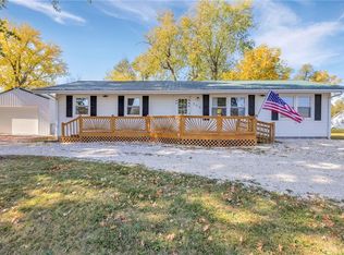 308 Lincoln St, Paola, KS 66071