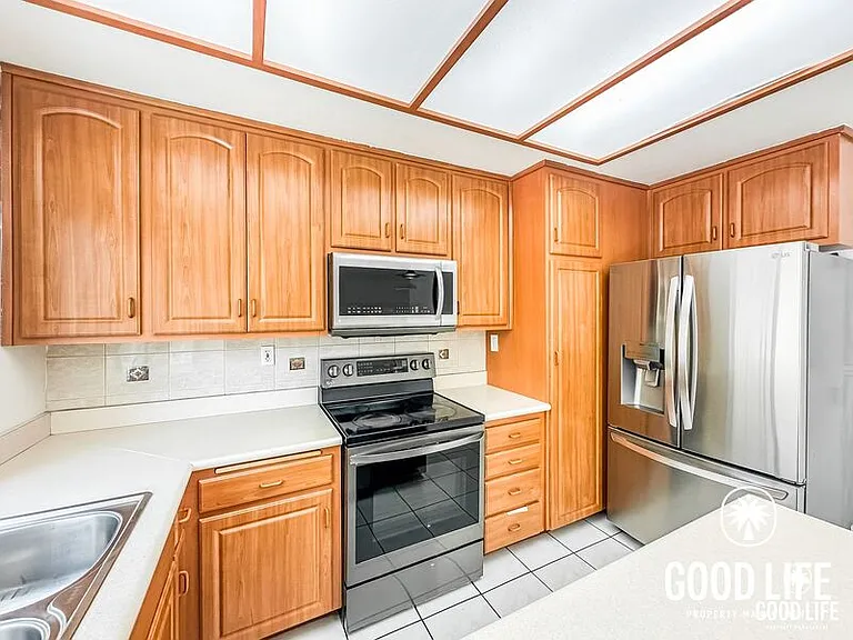 6747 Parkside Ave — Photo 2
