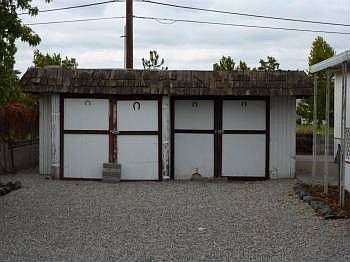 1st image of 926 Empire Dr