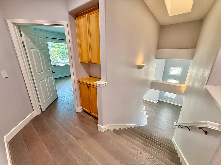 4238 Diavila Ave — Photo 39