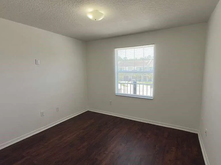 4317 Paradise Cove Ct — Photo 17