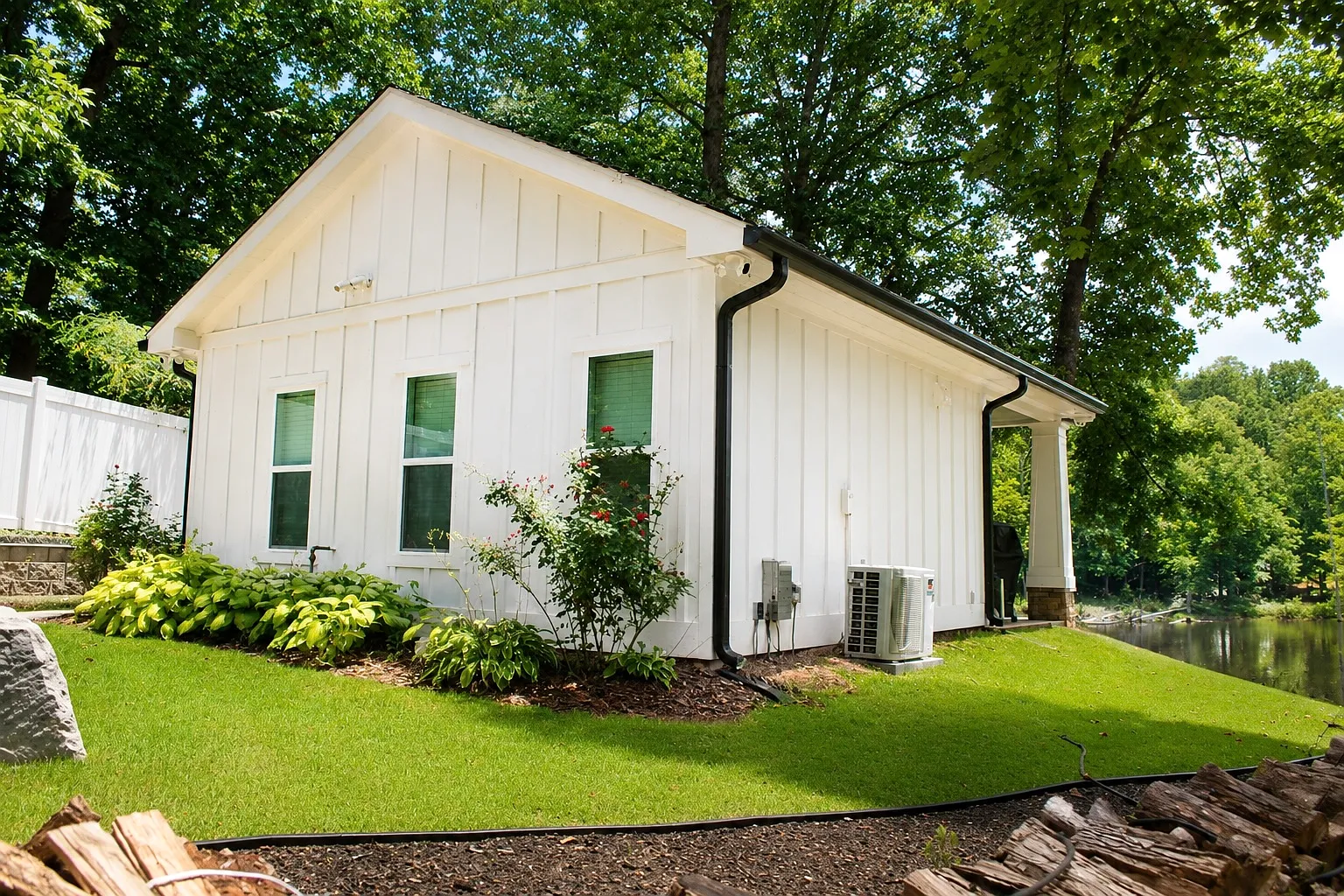 1 bed, 360 sqft, $1,800 — Photo 4