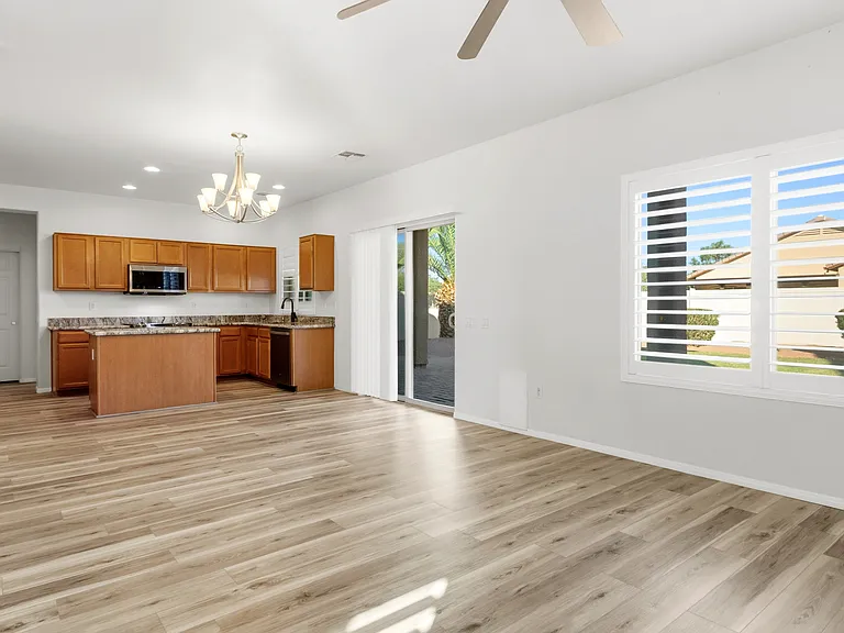 33915 S Colony Dr — Photo 32