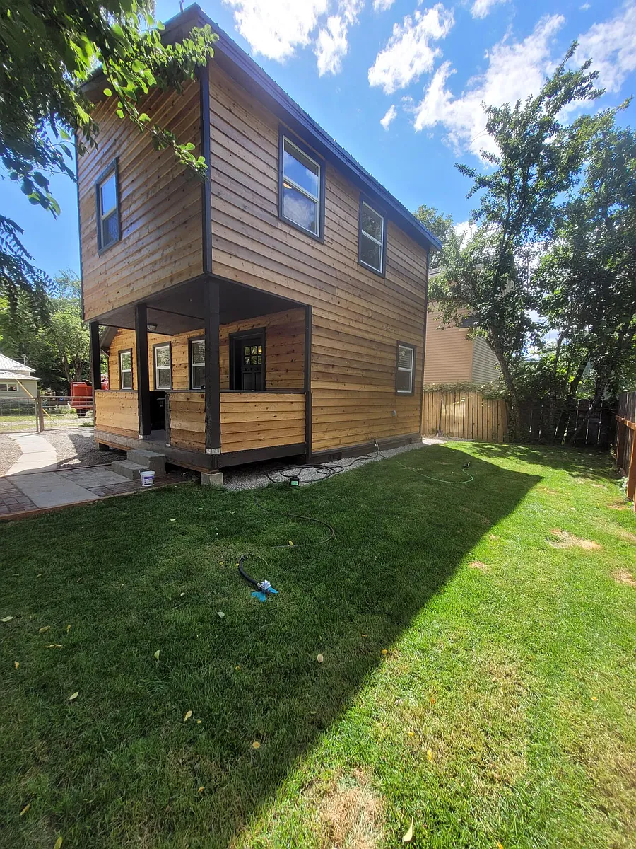 Back yard and front door. - 506 Forest Ave #1