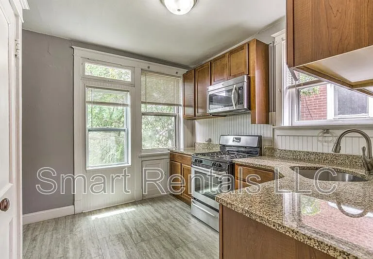 4316 Connecticut St #1F — Photo 2
