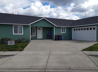 1661 Arlington Dr, Medford, OR 97501